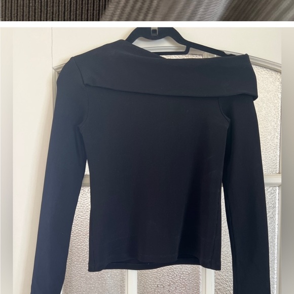 Off the shoulder rag and bone black ribbed top. - Picture 3 of 4